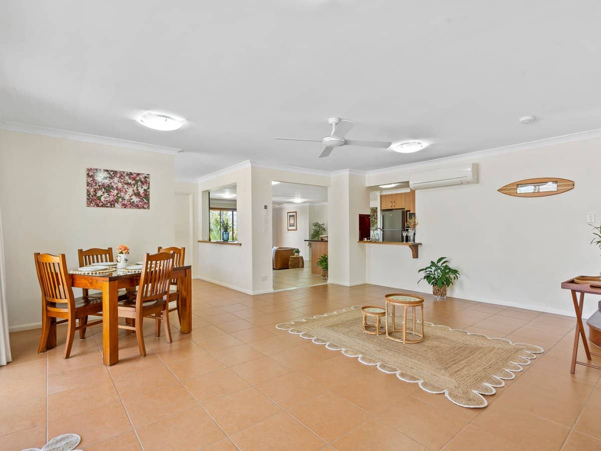 6 Goulburn Court, HELENSVALE - Thumbnail 18