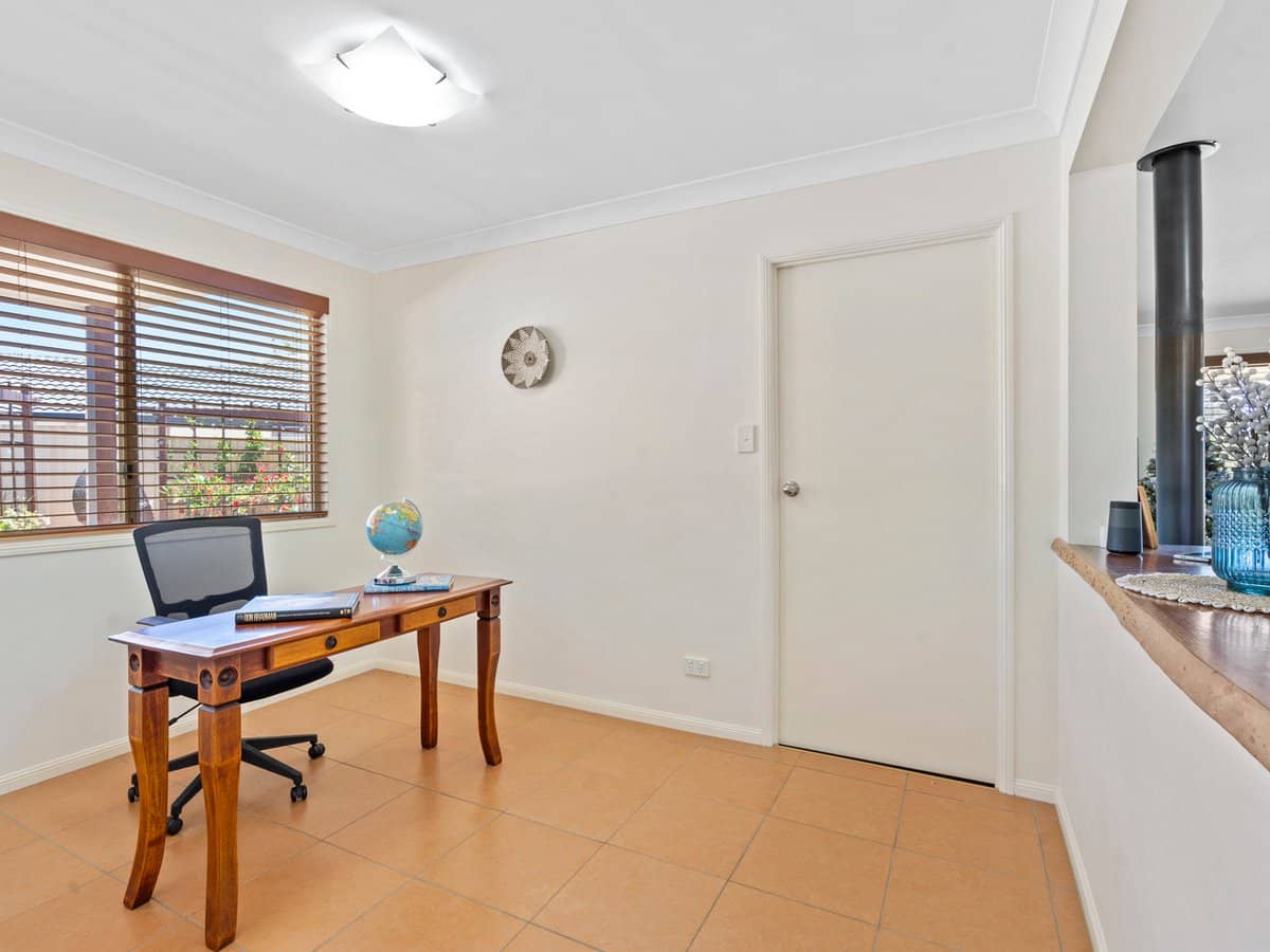 6 Goulburn Court, HELENSVALE - Thumbnail 20
