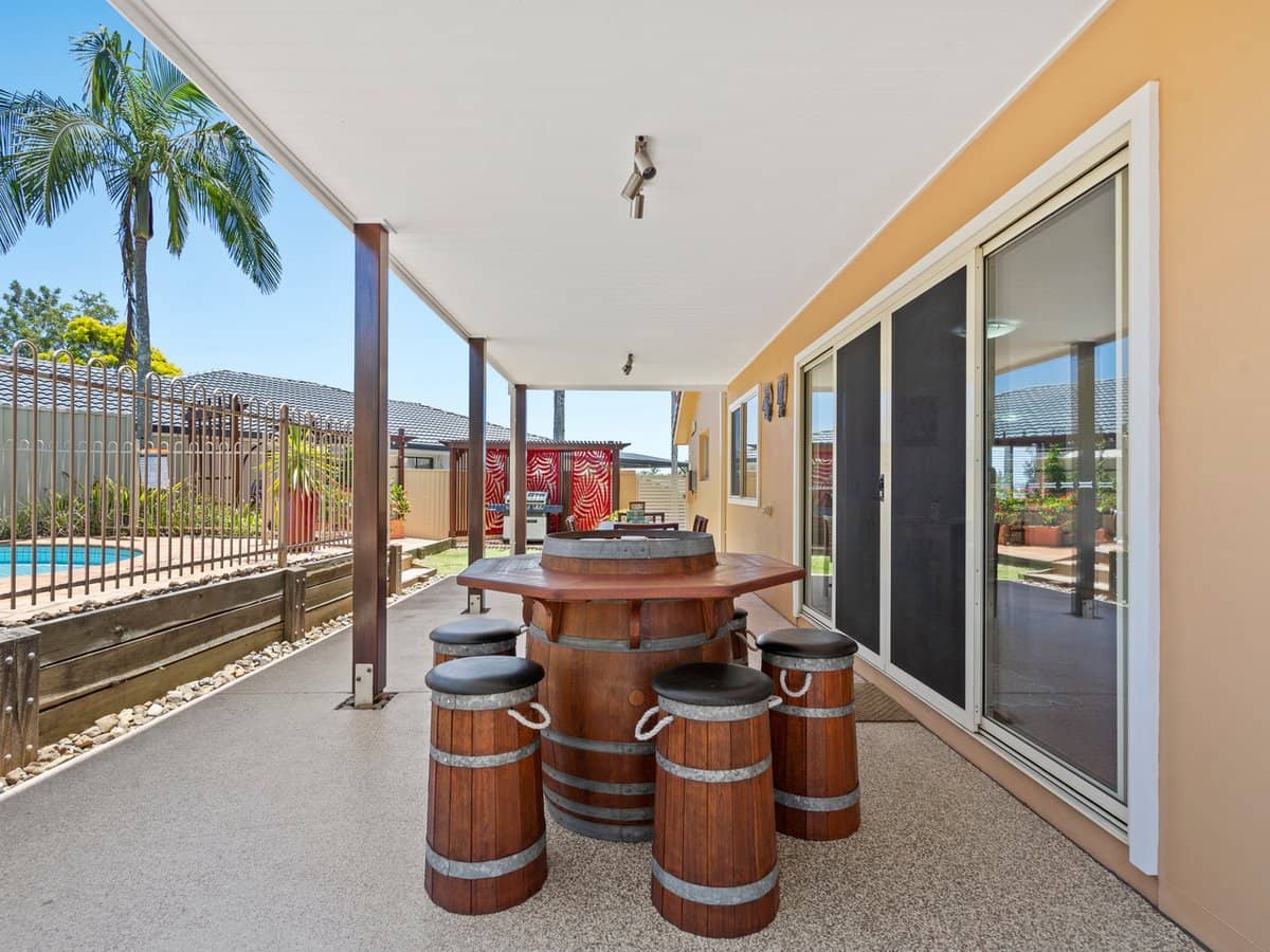 6 Goulburn Court, HELENSVALE - Thumbnail 21