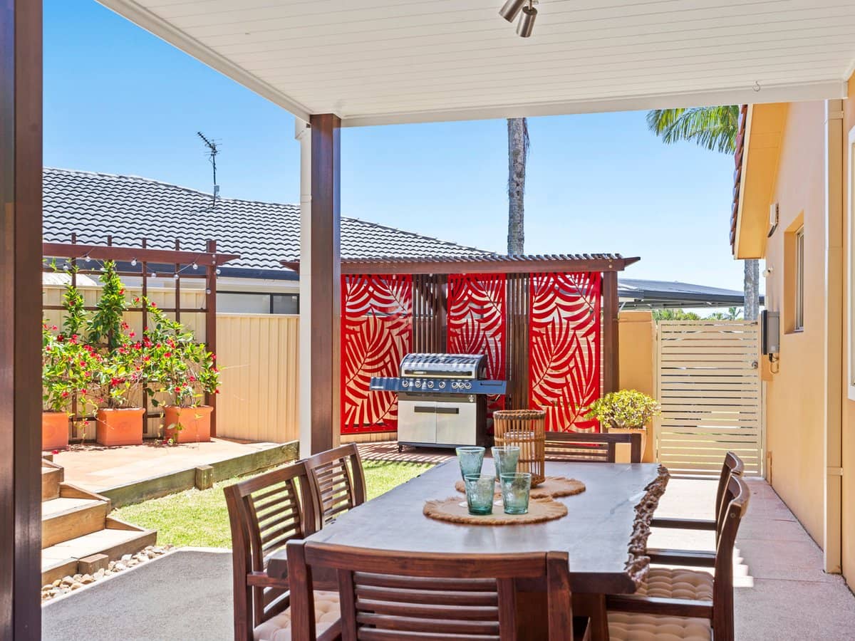 6 Goulburn Court, HELENSVALE - Thumbnail 22