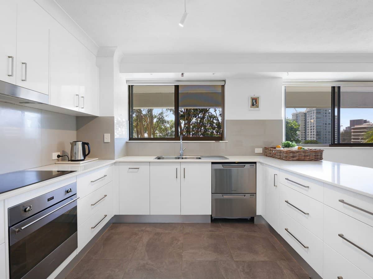 45 Hayle Street, Burleigh Heads - Thumbnail 4