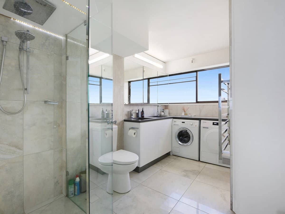 146 The Esplanade, Burleigh Heads - Thumbnail 18