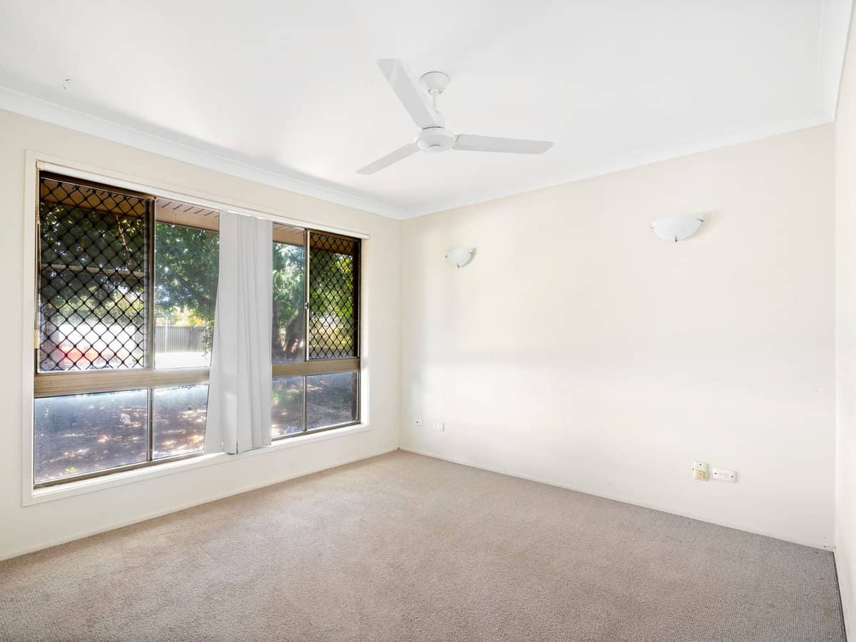 1 Burrinjuck Drive, Coombabah - Thumbnail 5