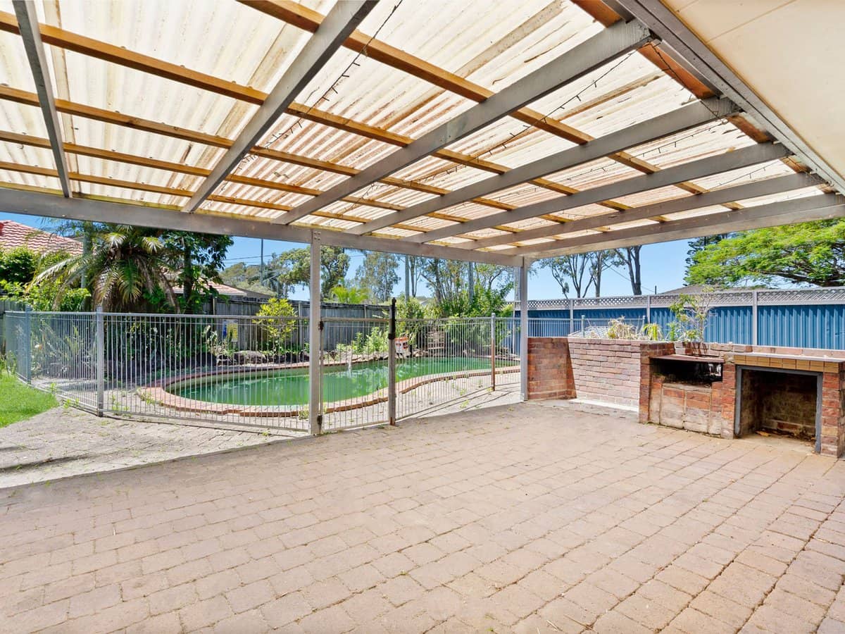 1 Burrinjuck Drive, Coombabah - Thumbnail 10