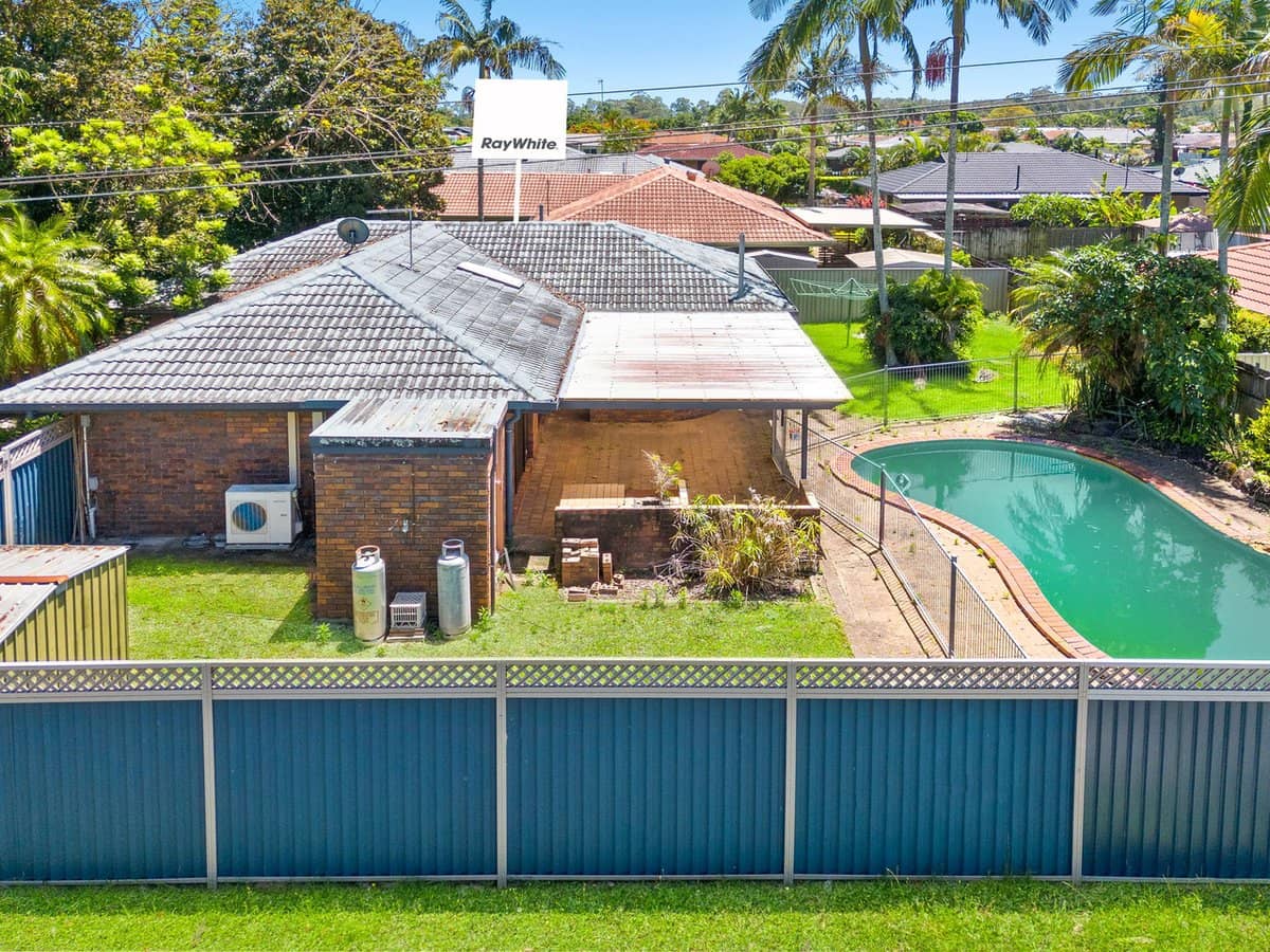 1 Burrinjuck Drive, Coombabah - Thumbnail 18