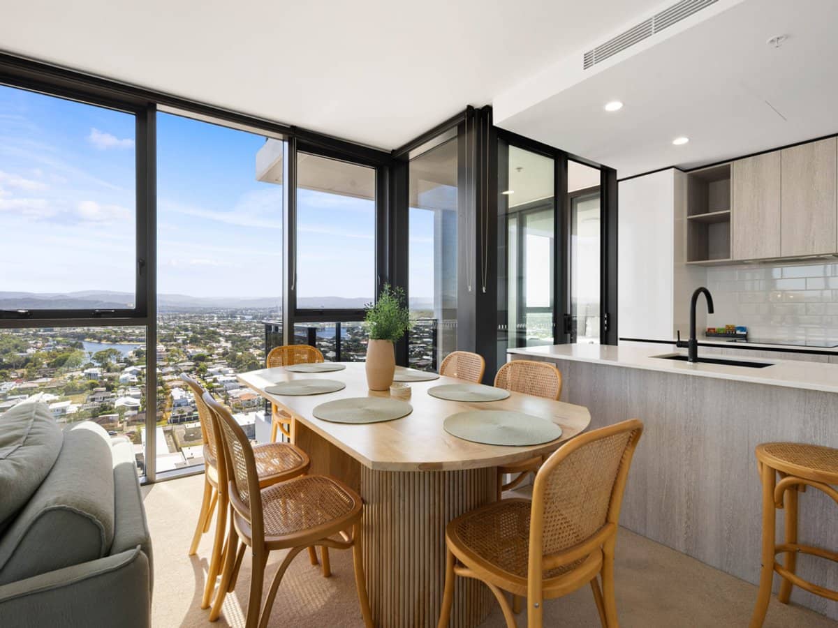 1969 Gold Coast Highway, BURLEIGH HEADS - Thumbnail 6