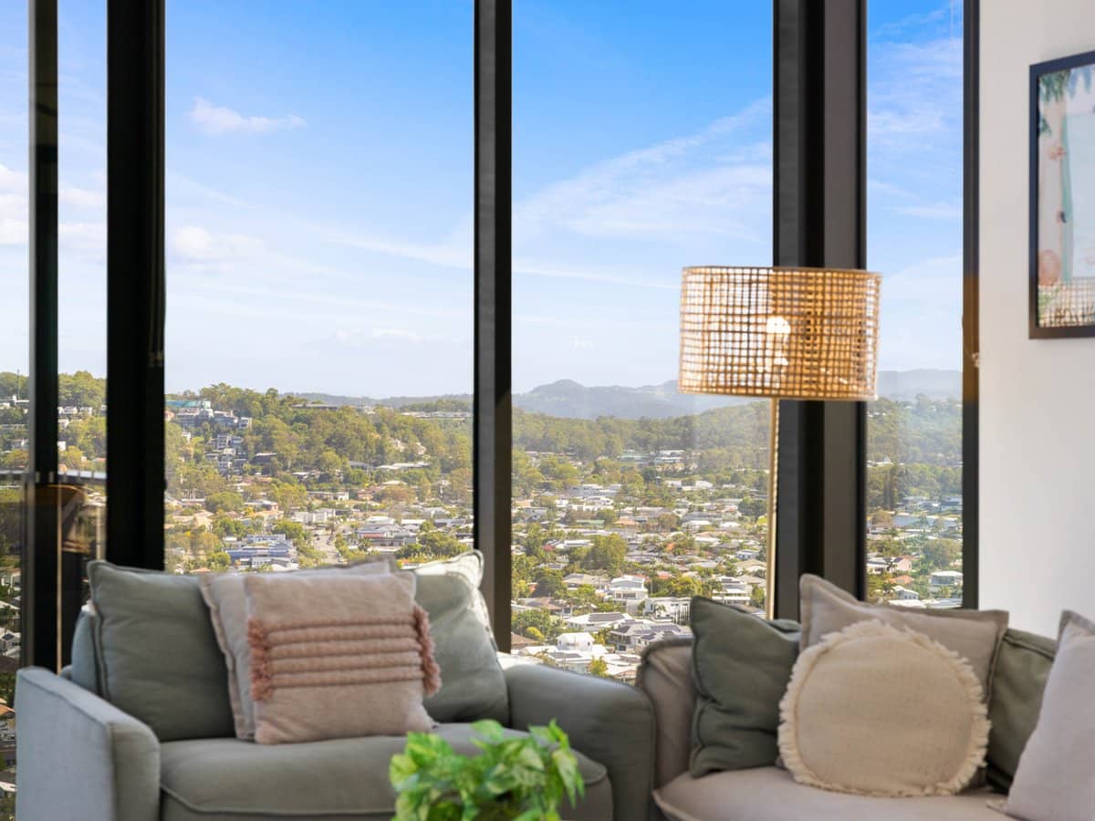 1969 Gold Coast Highway, BURLEIGH HEADS - Thumbnail 11