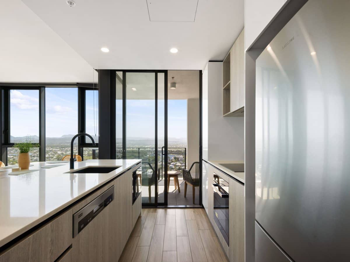 1969 Gold Coast Highway, BURLEIGH HEADS - Thumbnail 6