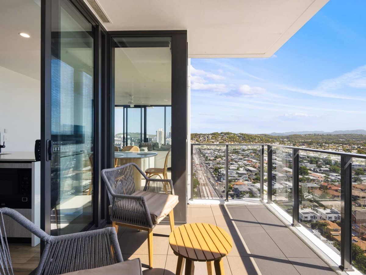 1969 Gold Coast Highway, BURLEIGH HEADS - Thumbnail 8