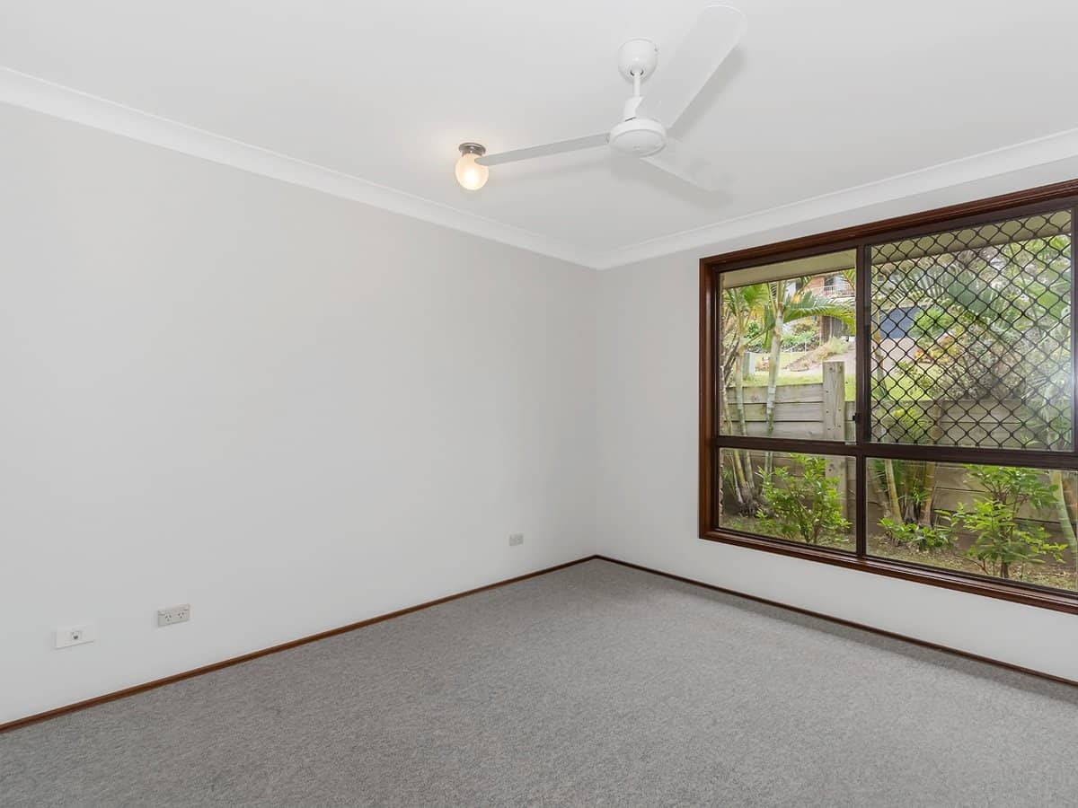 19 Sunningdale Circuit, ROBINA - Thumbnail 5