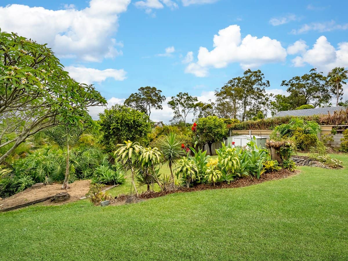 19 Sunningdale Circuit, ROBINA - Thumbnail 10