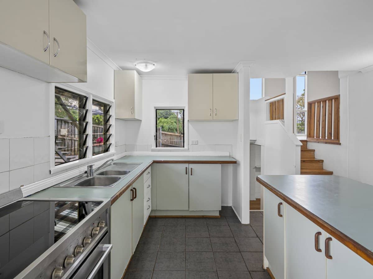 2 Warrener Street, NERANG - Thumbnail 3