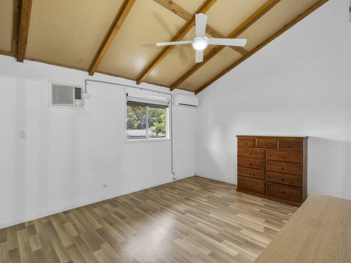 2 Warrener Street, NERANG - Thumbnail 4