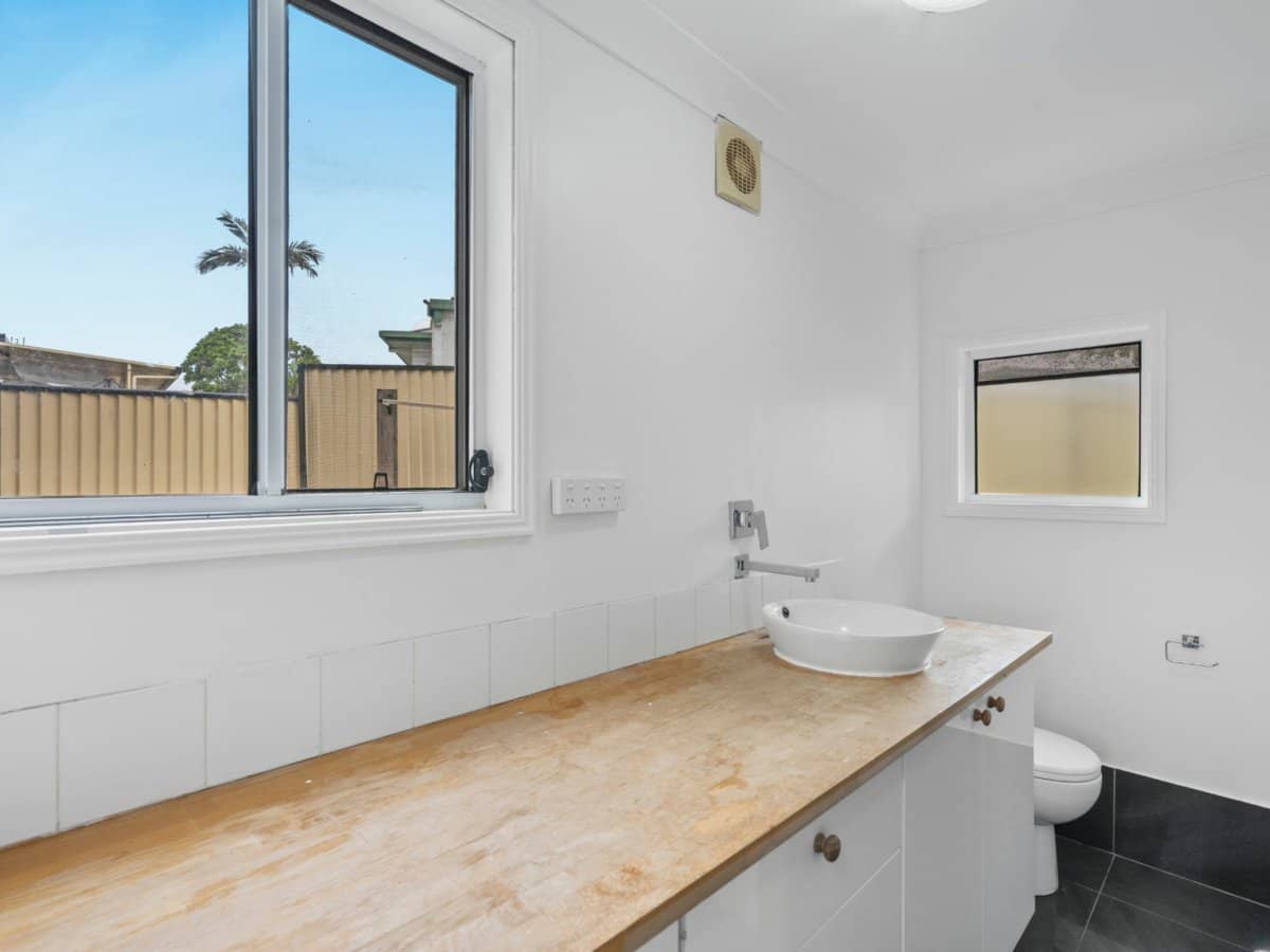 2 Warrener Street, NERANG - Thumbnail 11