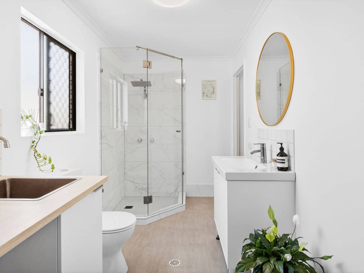 22 Peninsular Drive, Surfers Paradise - Thumbnail 3