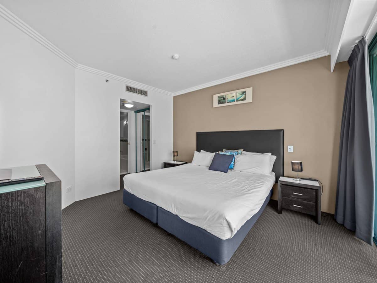 5 Palm Avenue, Surfers Paradise - Thumbnail 7