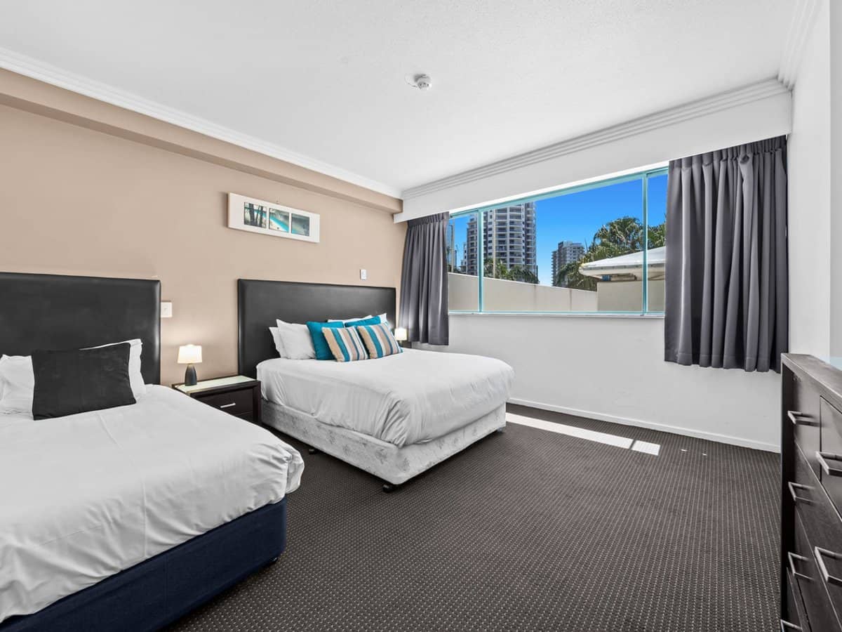 5 Palm Avenue, Surfers Paradise - Thumbnail 8