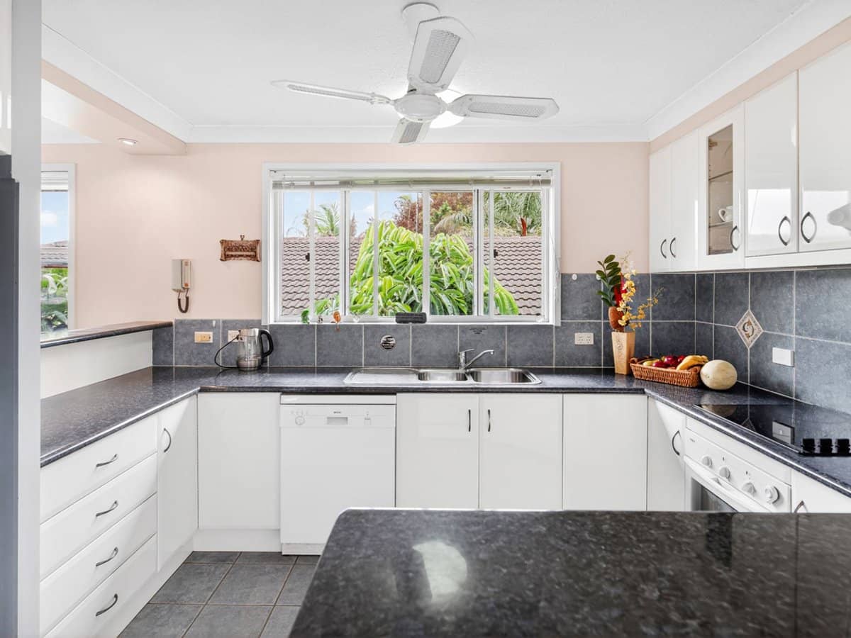 48 Railway Street, Southport - Thumbnail 4