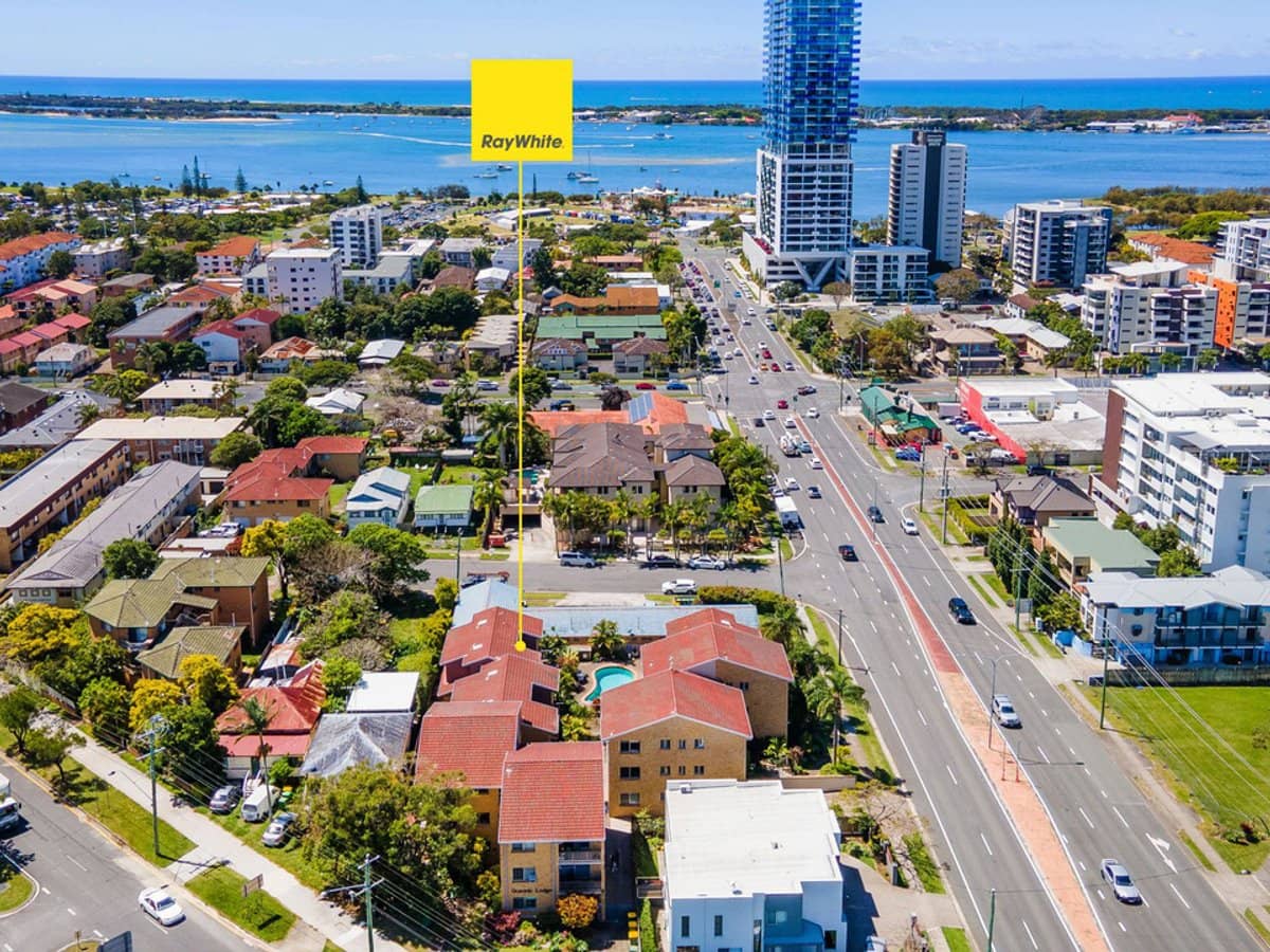 43 North Street, Southport - Thumbnail 2