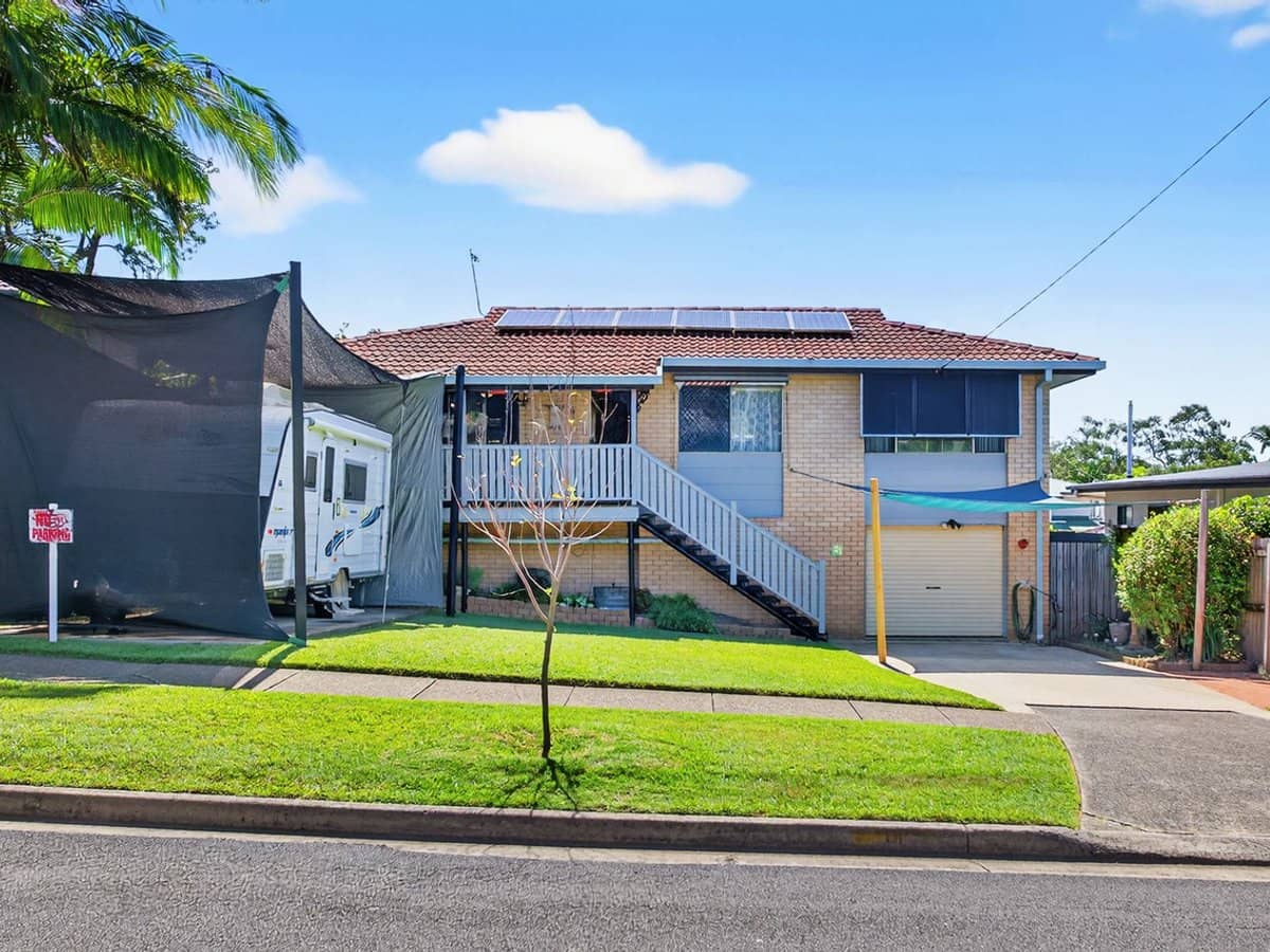 31 Eileen Avenue, Southport - Thumbnail 2