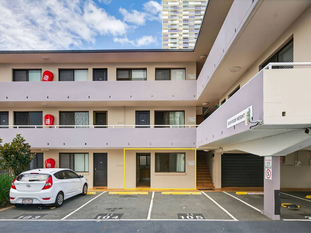 132 Marine Parade, Southport - Thumbnail 2