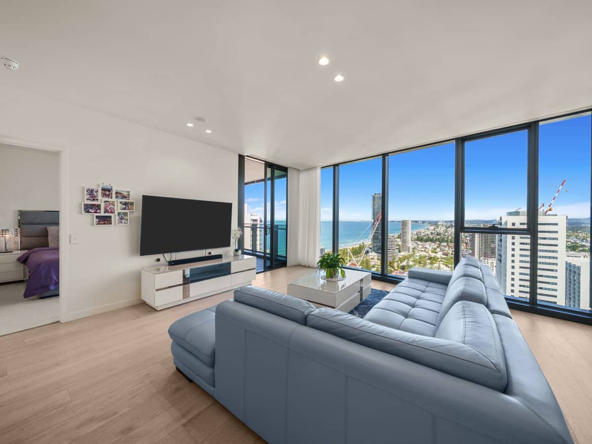 12 Philip Avenue, Broadbeach - Thumbnail 6