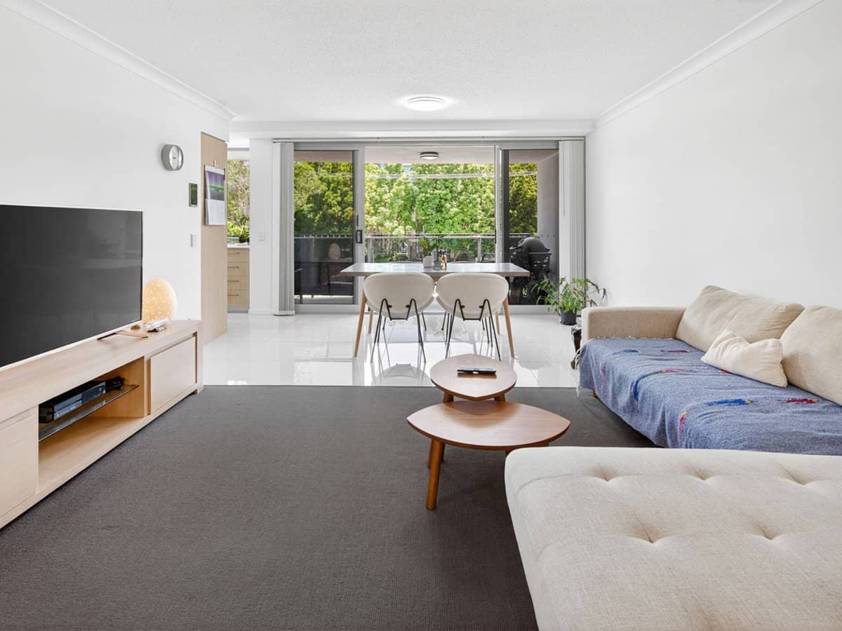 14-16 Bright Avenue, Labrador - Thumbnail 3