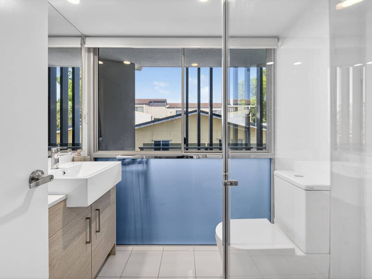 14-16 Bright Avenue, Labrador - Thumbnail 4