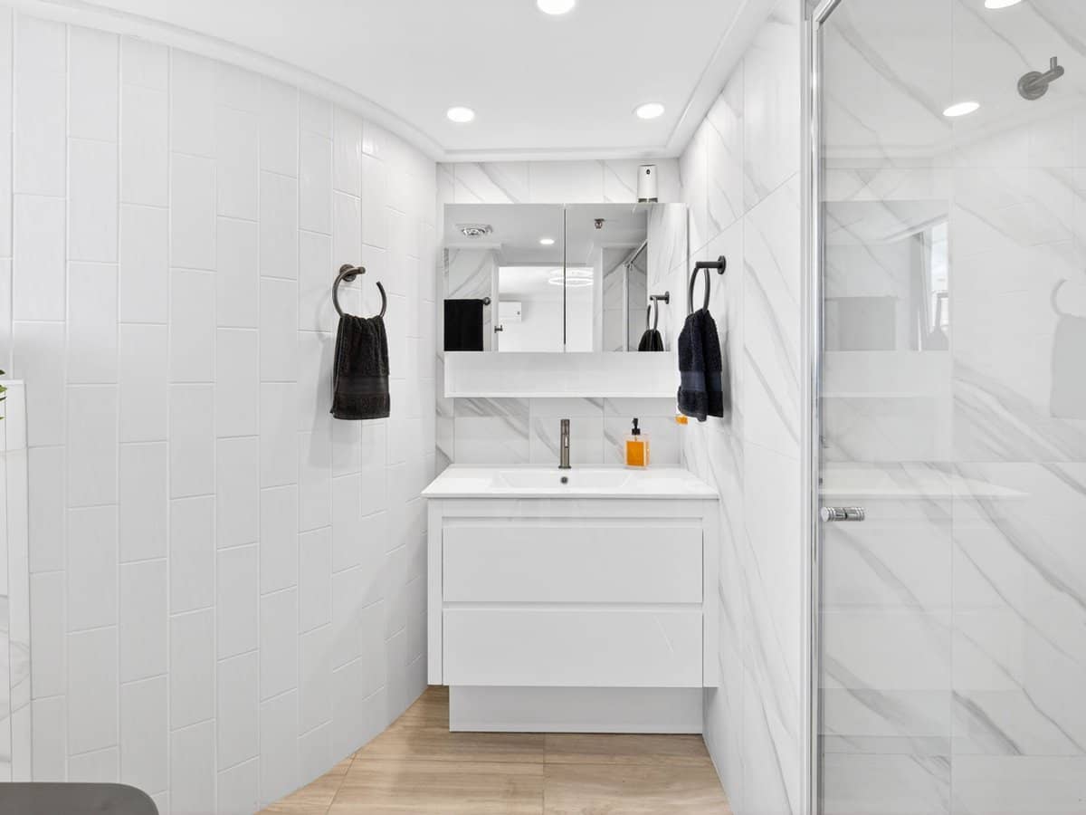 30 Laycock Street, Surfers Paradise - Thumbnail 13