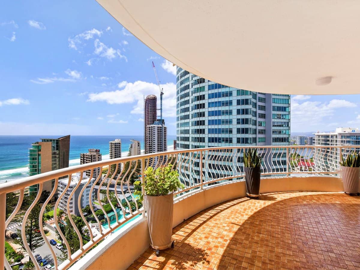 30 Laycock Street, Surfers Paradise - Thumbnail 18