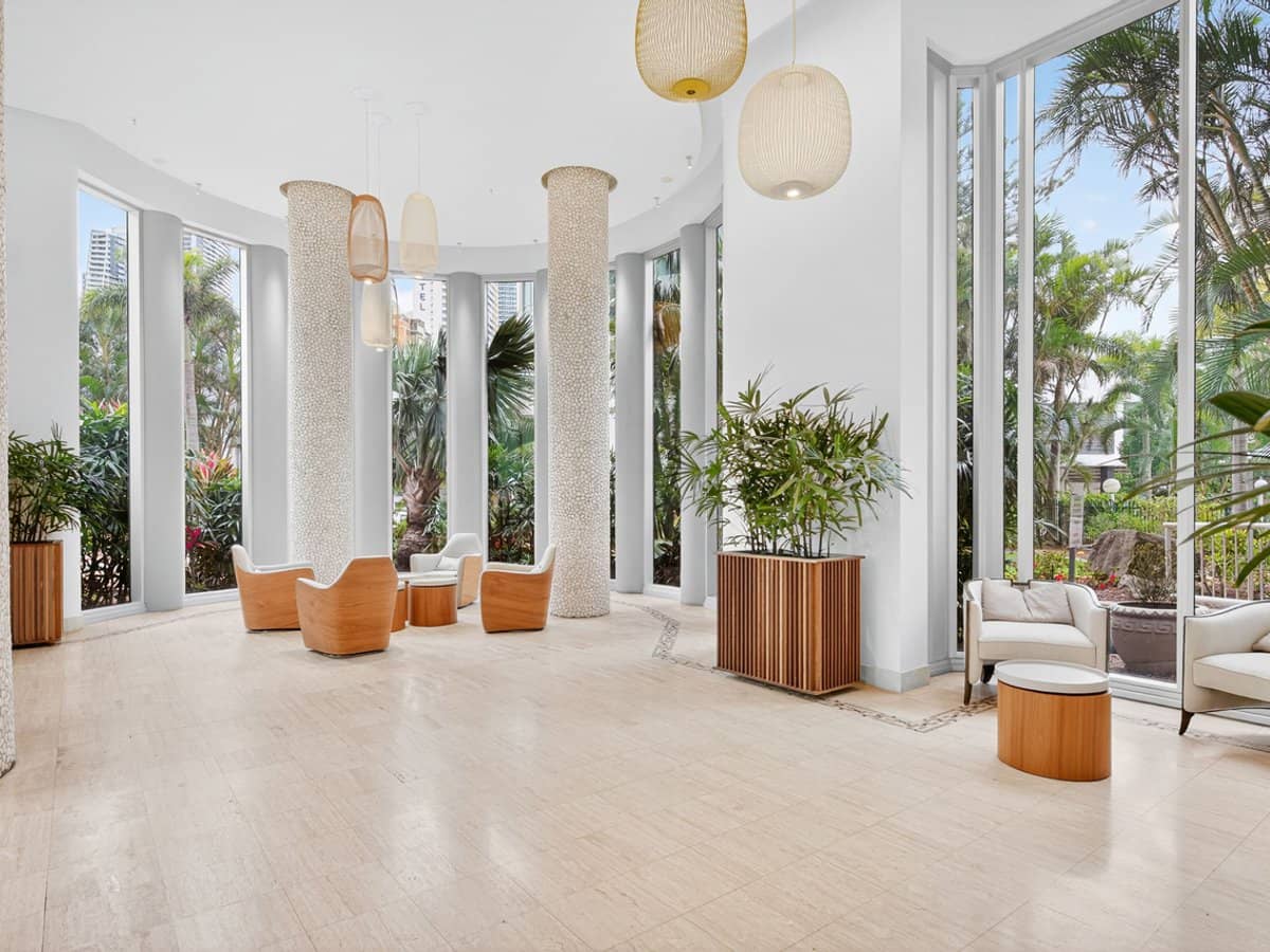 30 Laycock Street, Surfers Paradise - Thumbnail 20