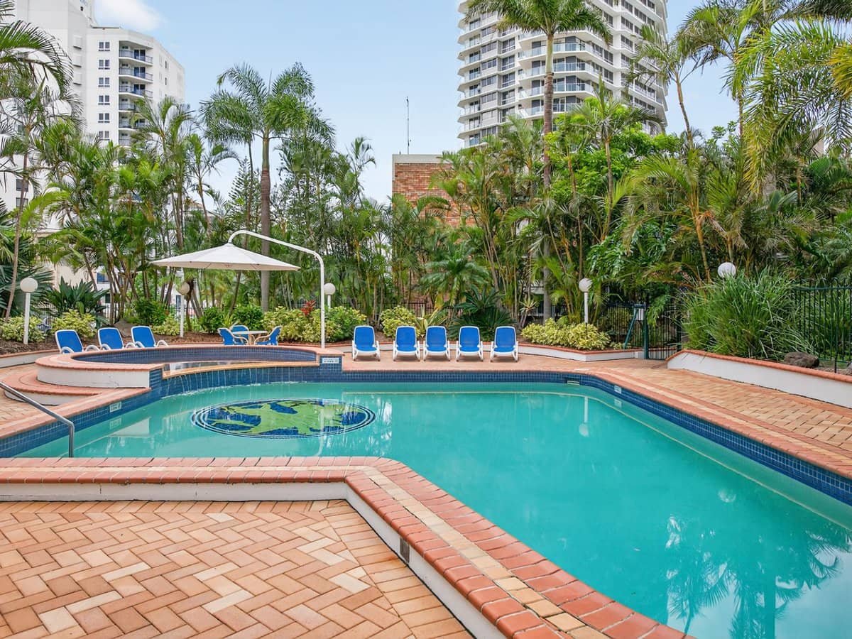 30 Laycock Street, Surfers Paradise - Thumbnail 24