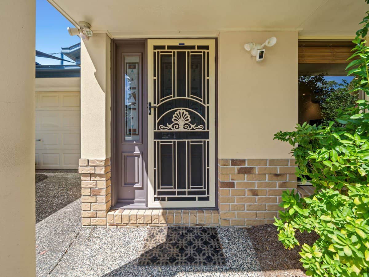 25 Swanton Drive, Mudgeeraba - Thumbnail 3