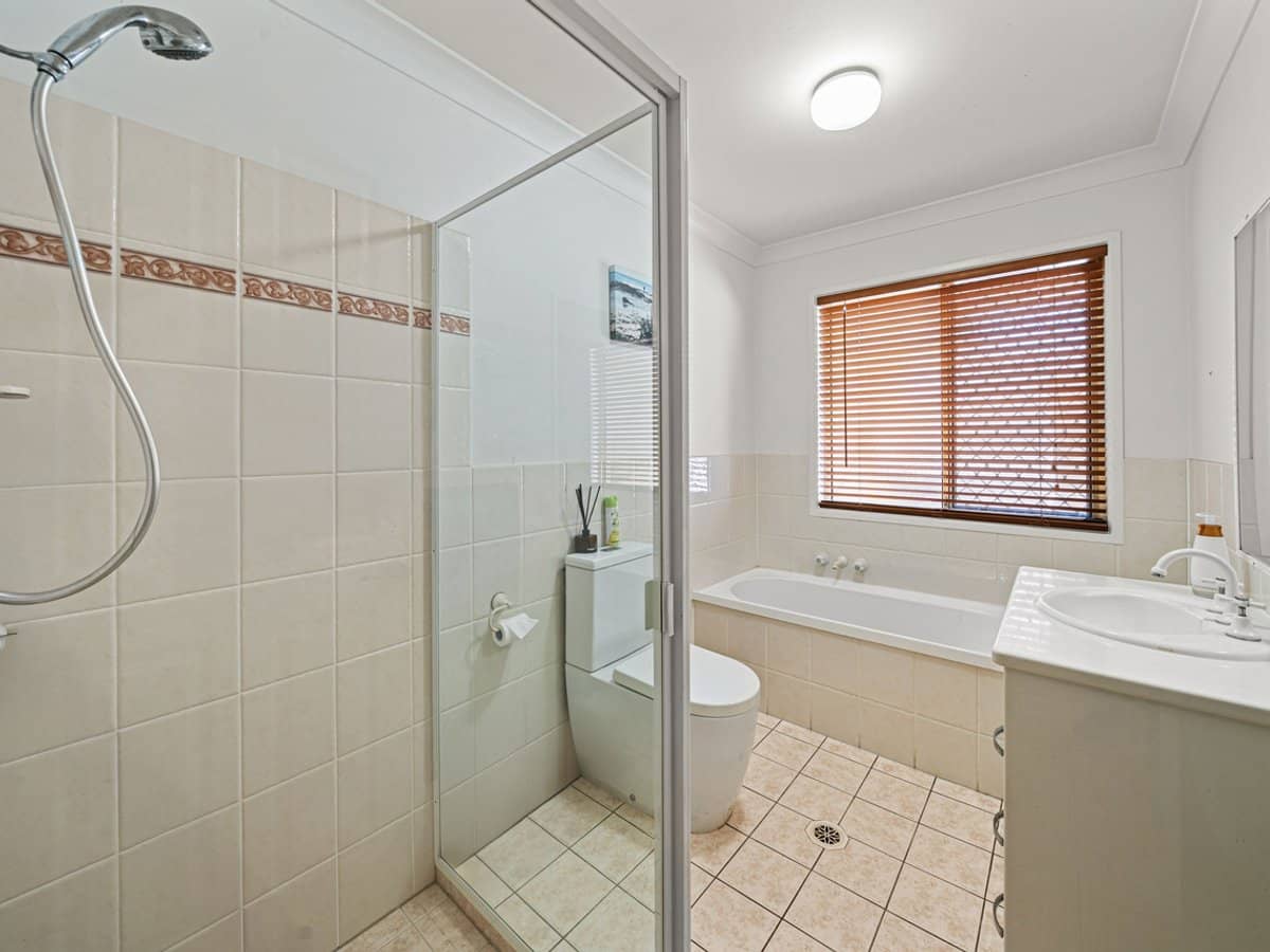 25 Swanton Drive, Mudgeeraba - Thumbnail 13