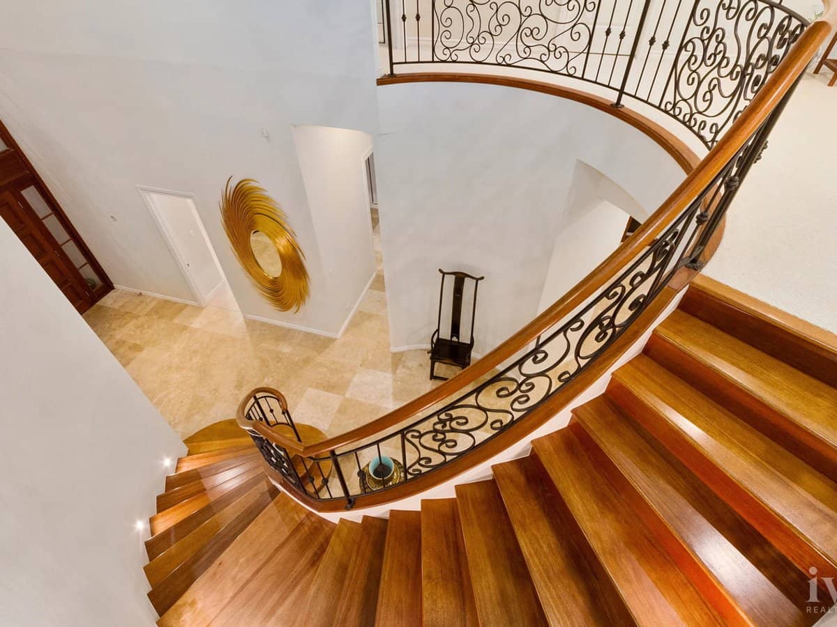 8 Knightsbridge Parade East, Sovereign Islands - Thumbnail 3