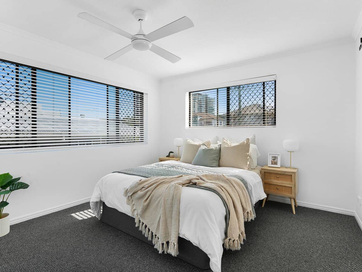 134 Stanhill Drive, CHEVRON ISLAND - Thumbnail 10