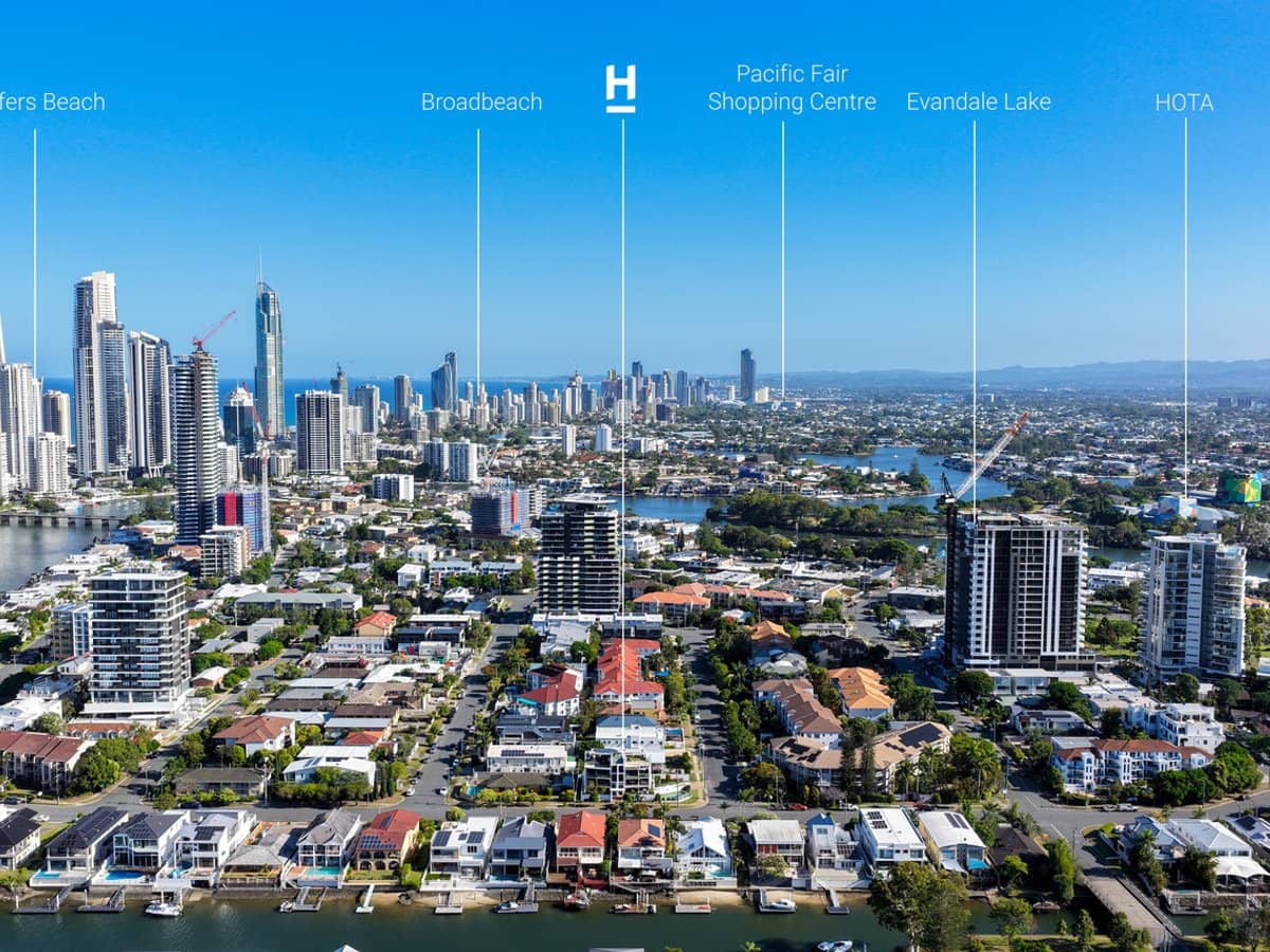 134 Stanhill Drive, CHEVRON ISLAND - Thumbnail 21