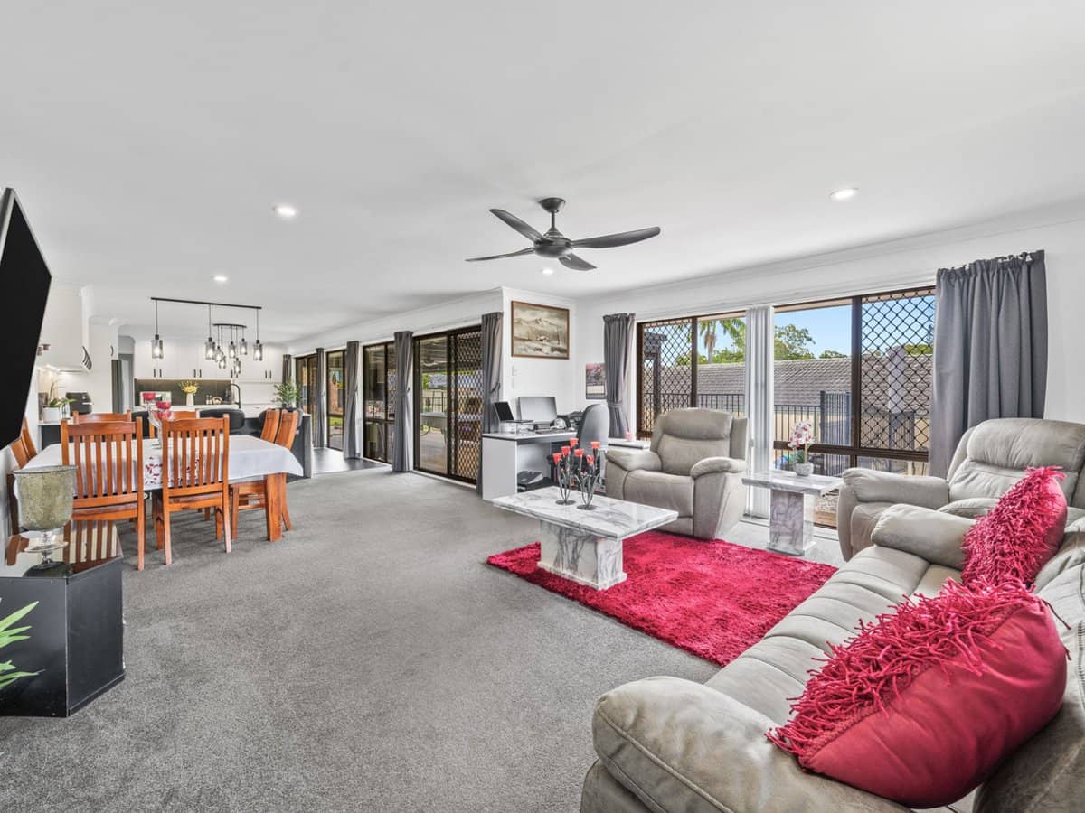 8 Bradstone Road, Carrara - Thumbnail 13