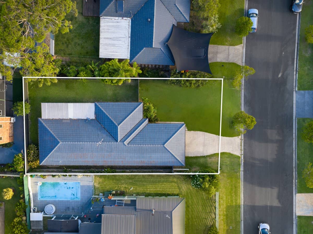 29 Sweetgum Street, ASHMORE - Thumbnail 2