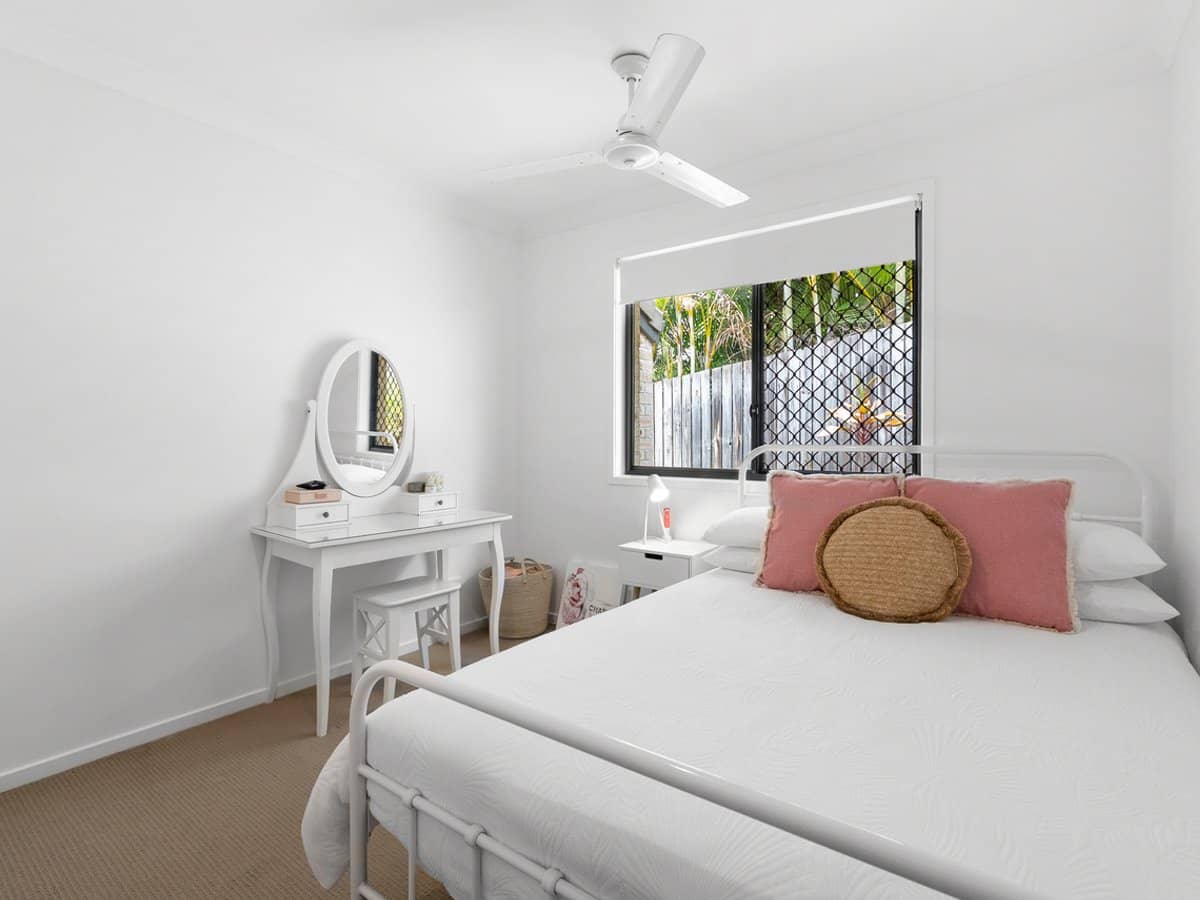 22 Glauca Street, BURLEIGH HEADS - Thumbnail 16