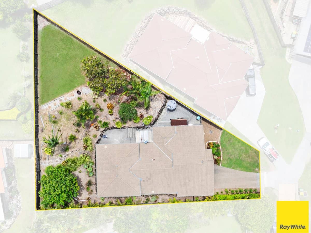 22 Glauca Street, BURLEIGH HEADS - Thumbnail 26