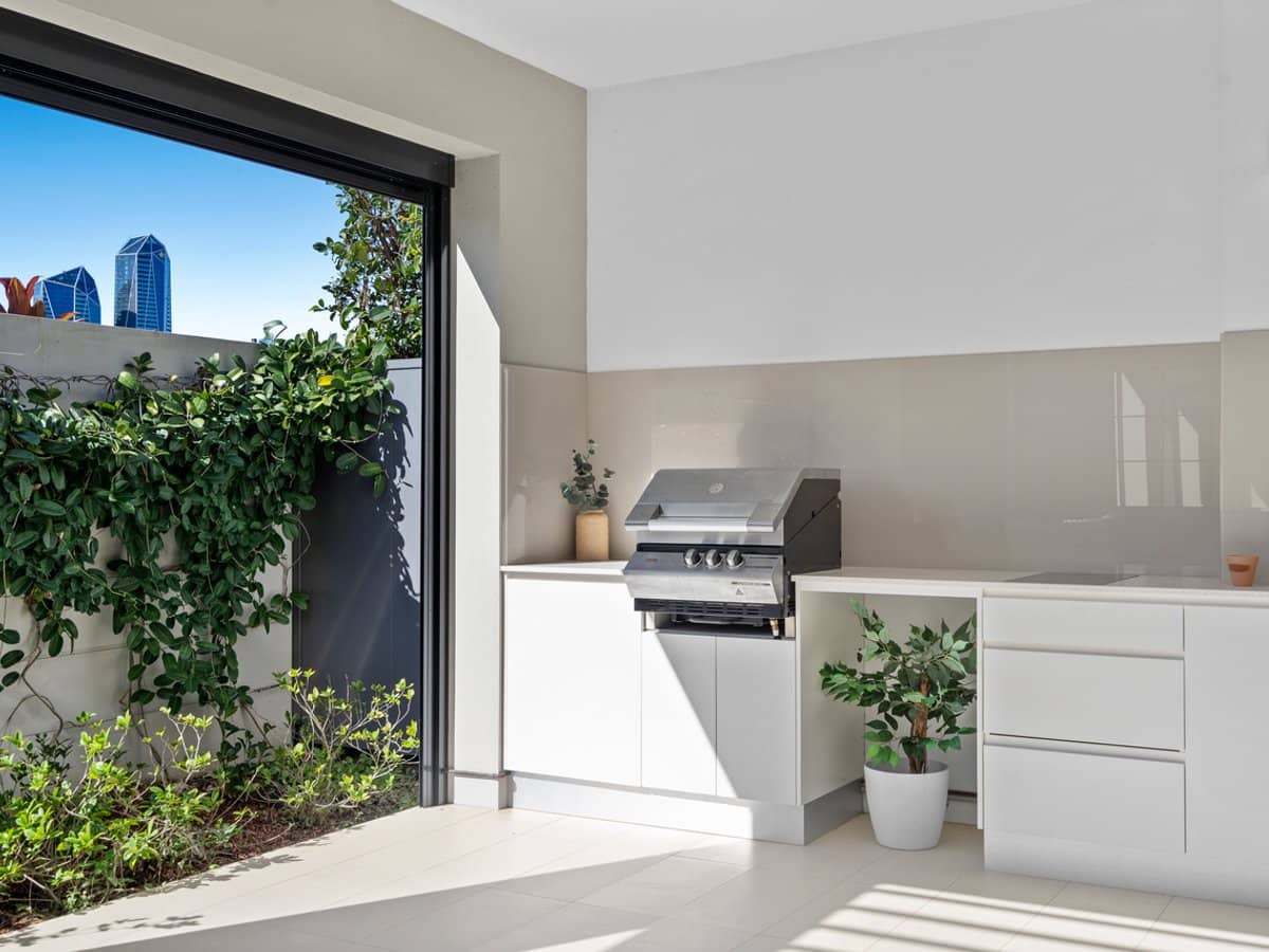 40 Via Roma, SURFERS PARADISE - Thumbnail 9