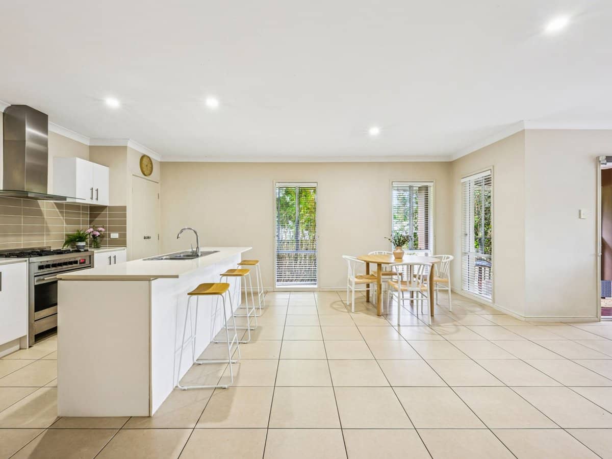 16 Riverside Sanctuary Terrace, Ormeau - Thumbnail 6