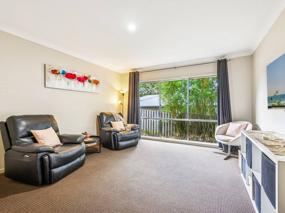 16 Riverside Sanctuary Terrace, Ormeau - Thumbnail 15