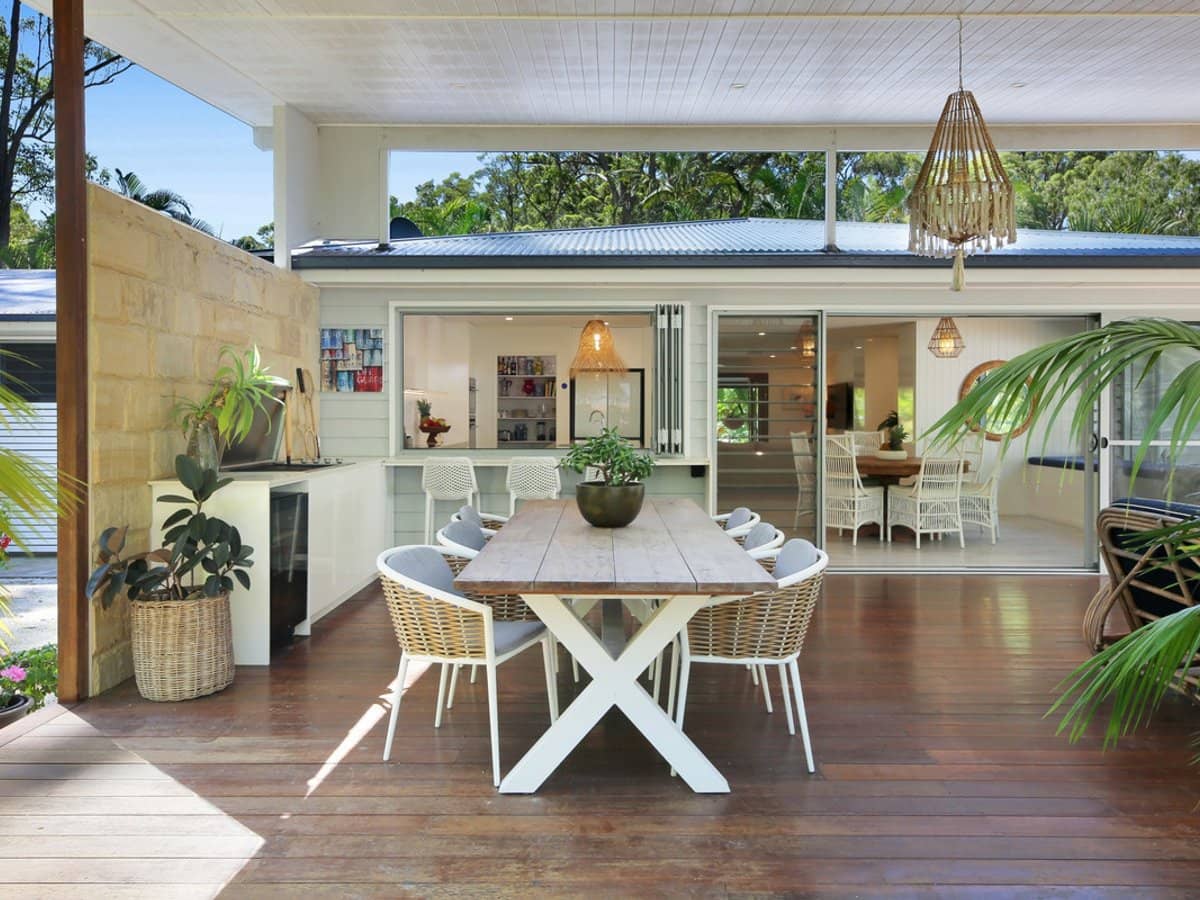 4 Evergreen Drive, Elanora - Thumbnail 1