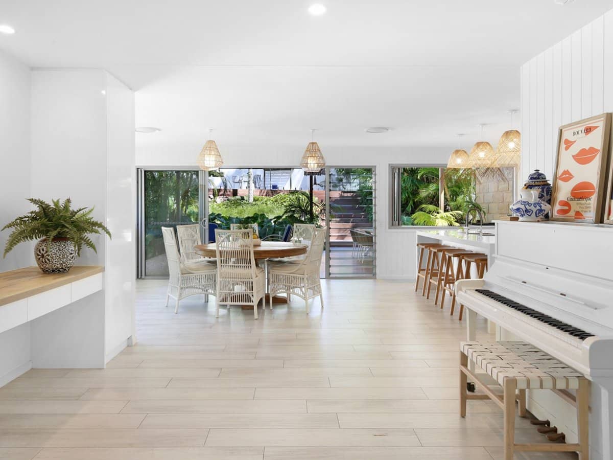 4 Evergreen Drive, Elanora - Thumbnail 20