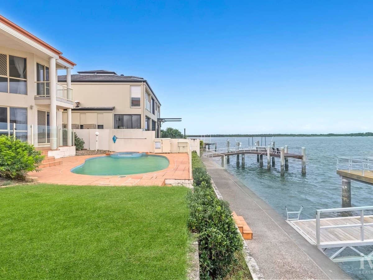 25 King Arthurs Court, Sovereign Islands - Thumbnail 12