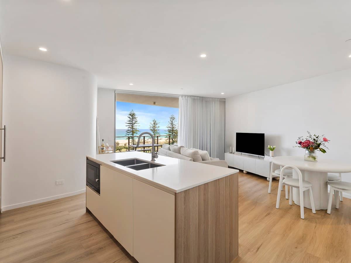 7 Douglas Street, KIRRA - Thumbnail 5