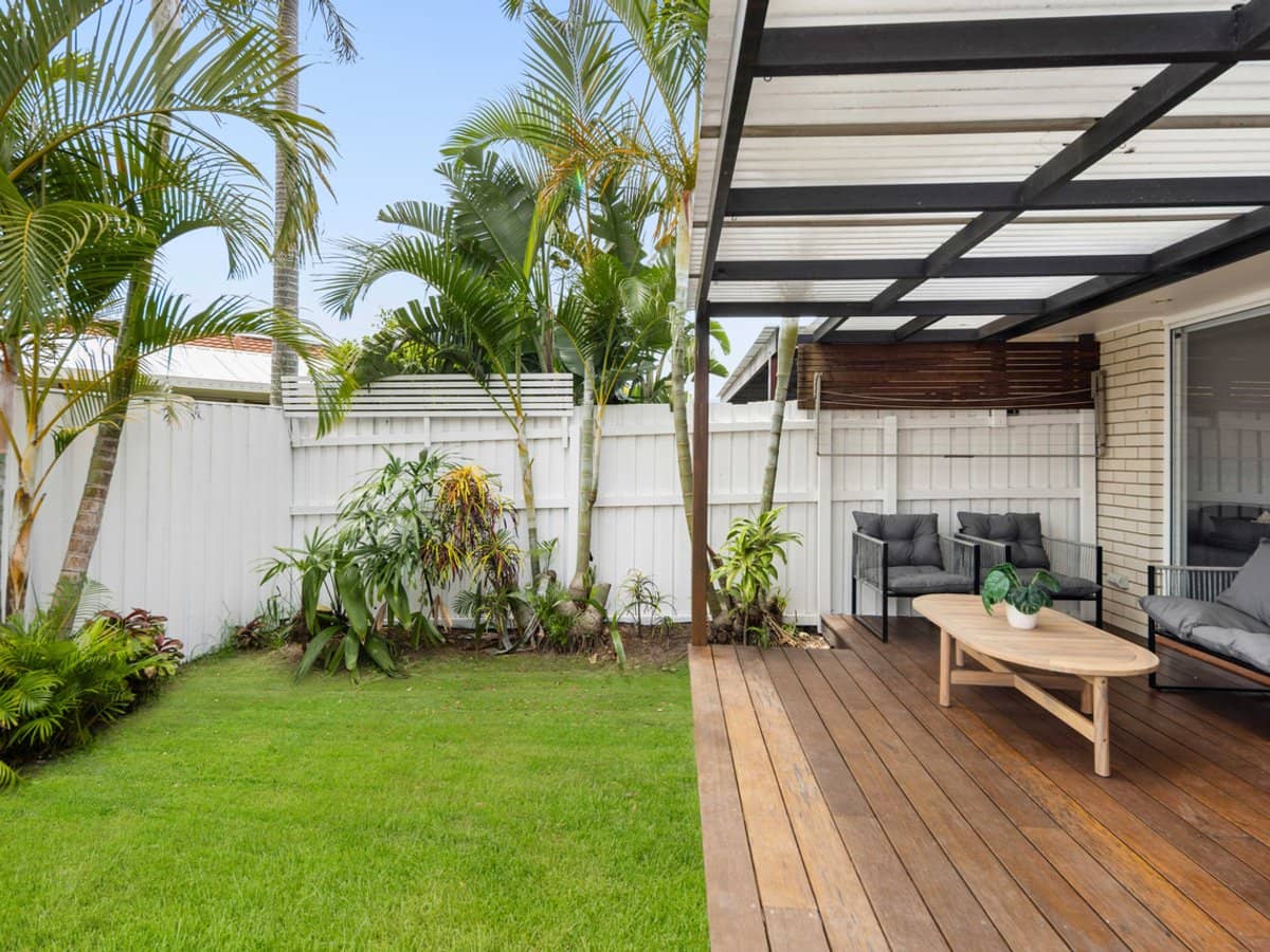 23 Sunbird Street, Burleigh Waters - Thumbnail 19
