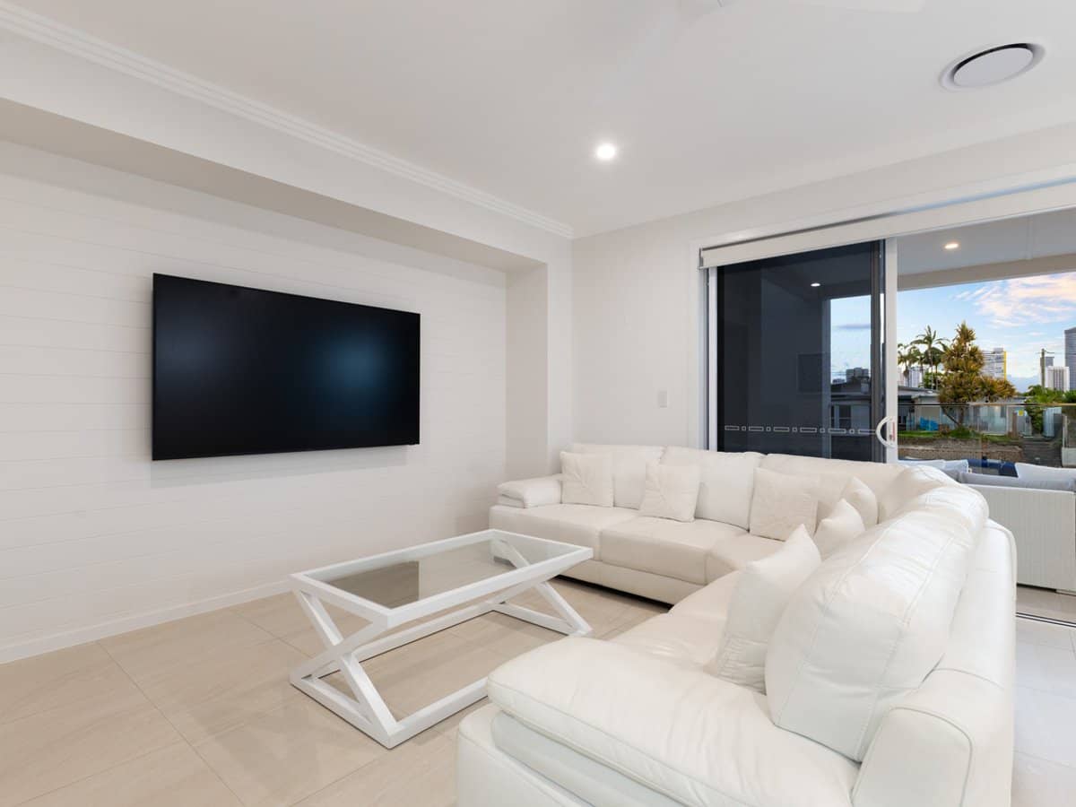 96 Rio Vista Boulevard, BROADBEACH WATERS - Thumbnail 8